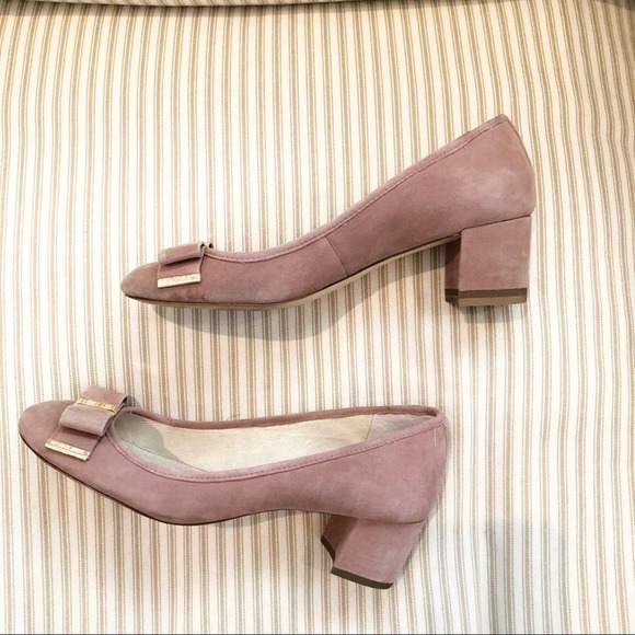 Michael Kors Kiera Pumps - Picture 4 of 9